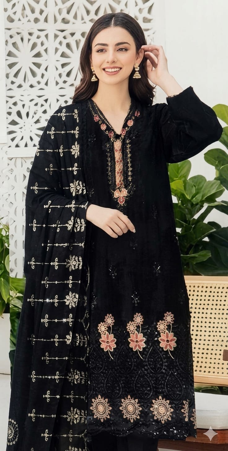 TANA DORA=Fancy Boring Daman-Cutwork Sequence Dupatta